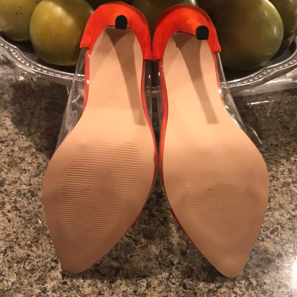 Shoes - Picture 2 of 5